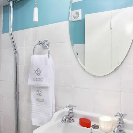 Residentas Atalaia Apartman *